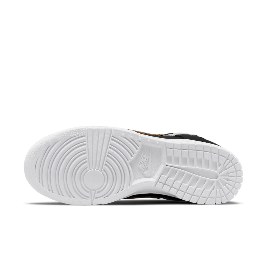 Дамски кецове Nike Dunk Low SE