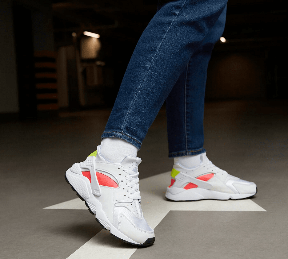 Дамски маратонки Nike AIR Huarache