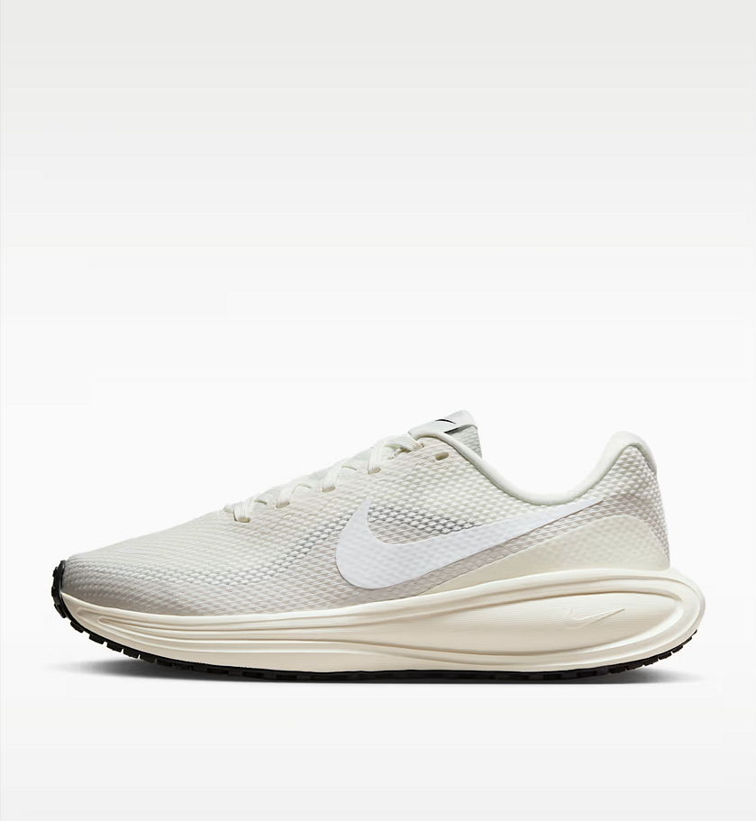 Дамски маратонки Nike Revolution 8