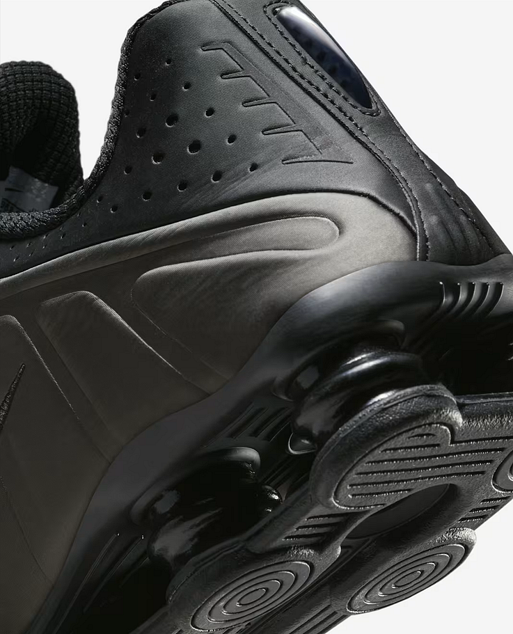 Мъжки маратонки Nike Shox R4