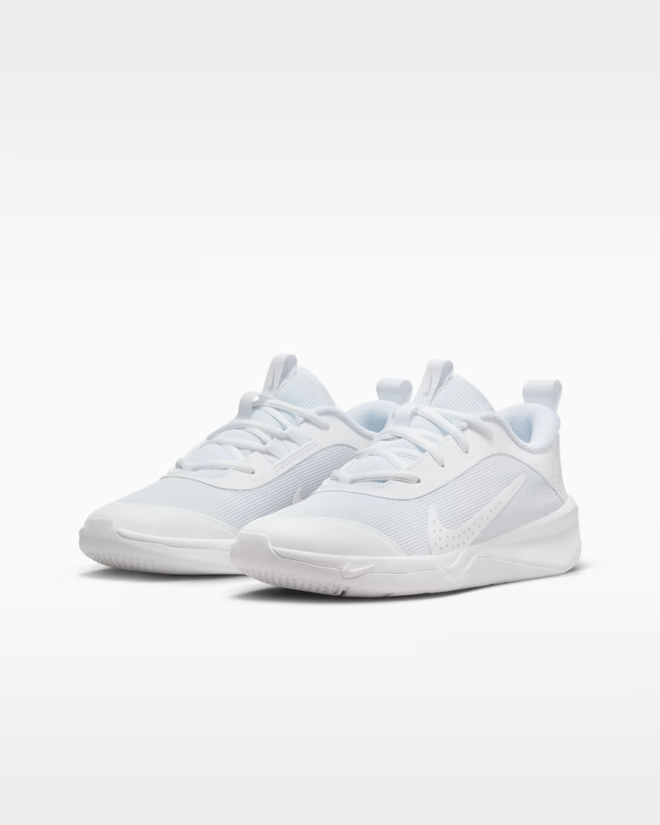 Юношески маратонки Nike Omni Multi-Court (GS)