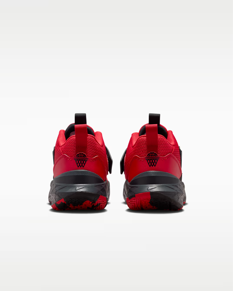 Юношески маратонки Nike Team Hustle D 12 (GS)