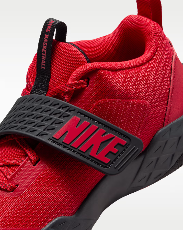 Юношески маратонки Nike Team Hustle D 12 (GS)